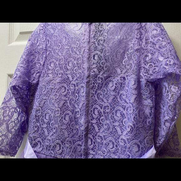 Lavender lace and multiple tule dress - Picture 3 of 6